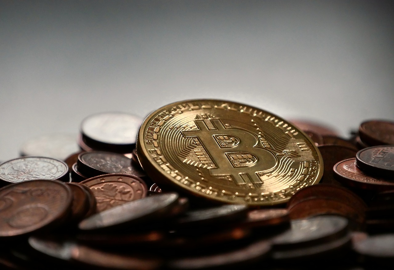Dlaczego warto zainwestować w bitcoina?